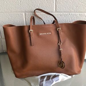 Michael Kors Tote